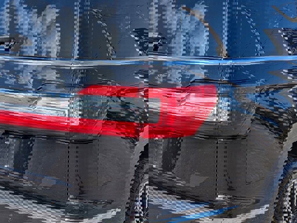 Used 2021 Lincoln Navigator Black Label image 7