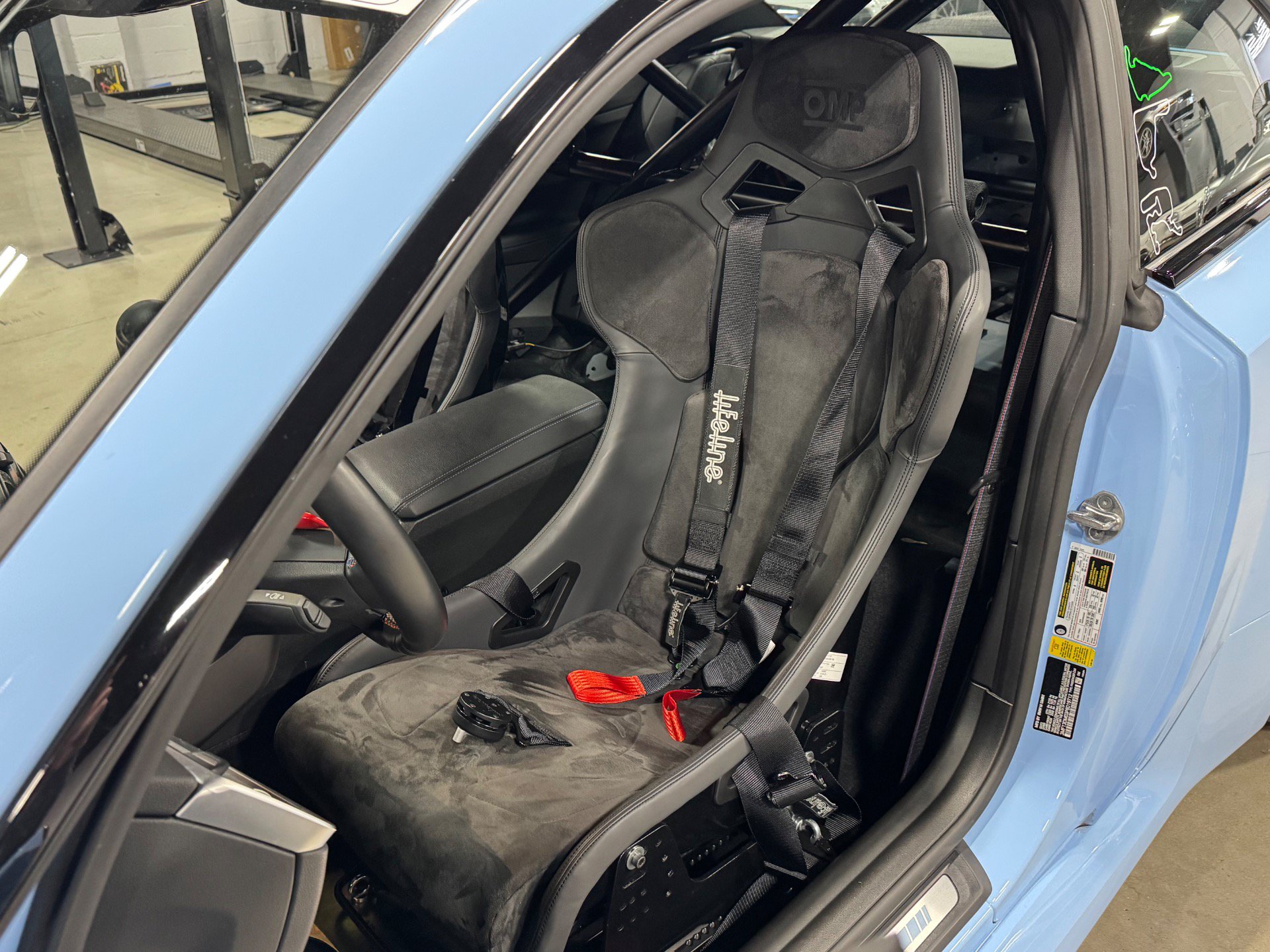 Used 2023 BMW M2 w/ Lighting Package RWD image 14
