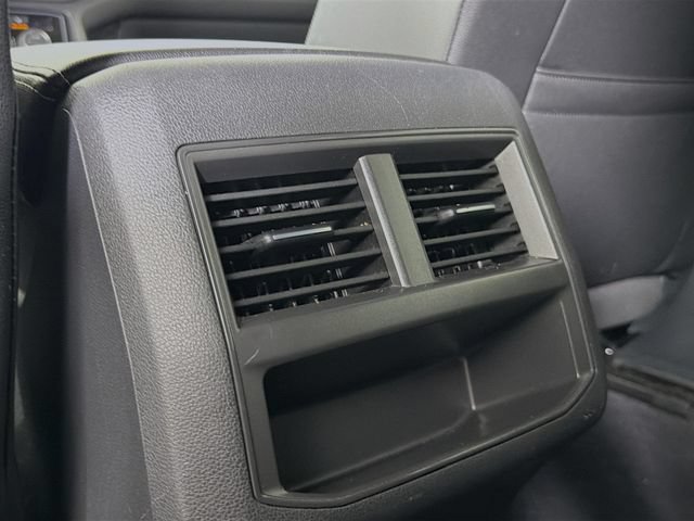 Used 2023 Volkswagen Atlas Cross Sport SE FWD image 24