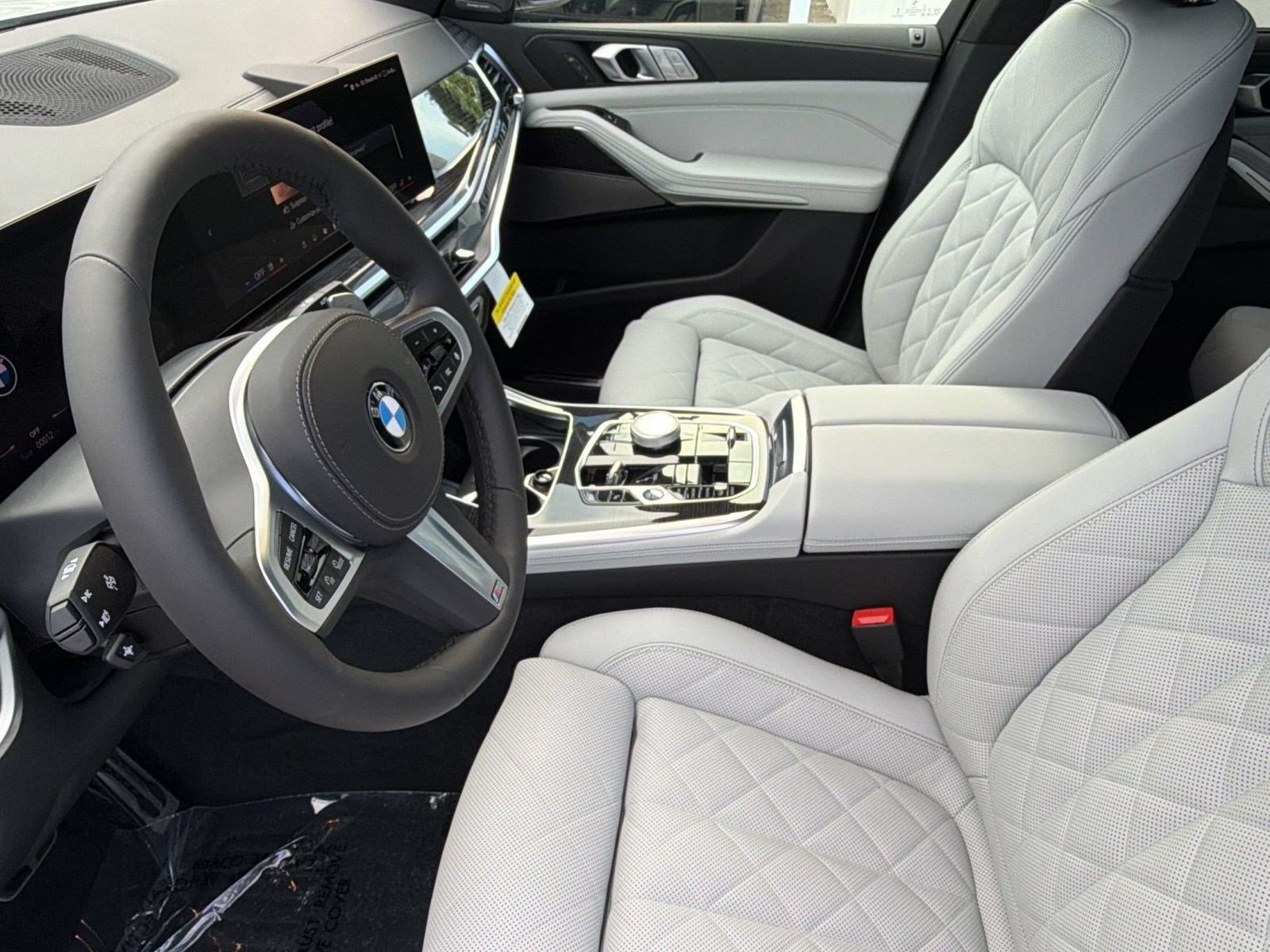 New 2027 BMW X7 xDrive40i w/ M Sport Package AWD/4WD image 5