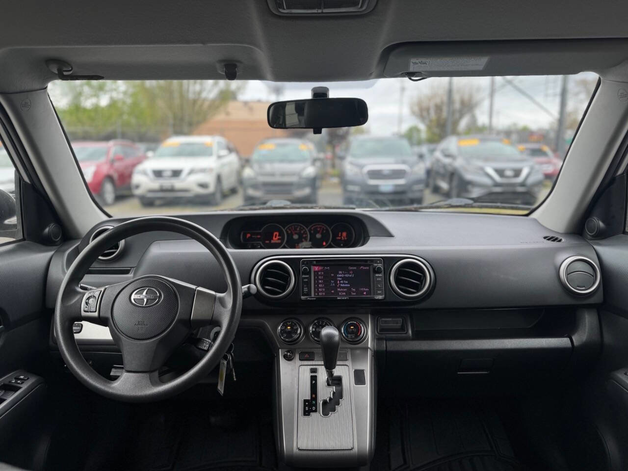 Used 2014 Scion xB FWD image 14