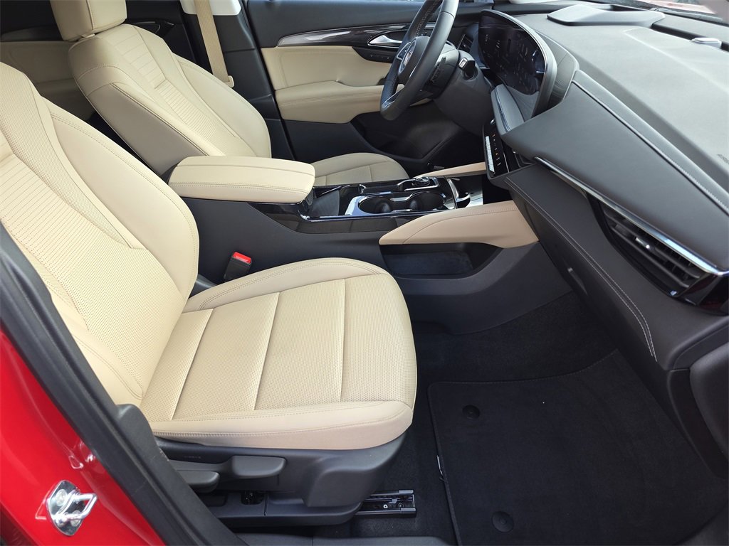 Used 2025 Buick Envision Preferred image 12