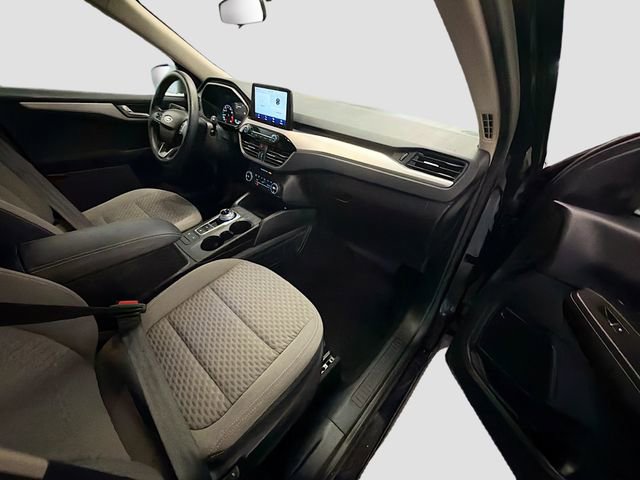 Used 2020 Ford Escape SE image 27