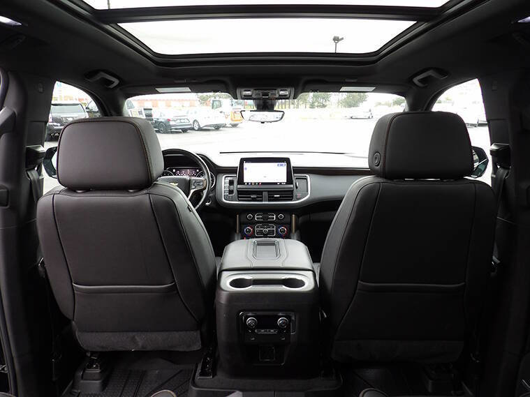 Used 2021 Chevrolet Suburban High Country image 34