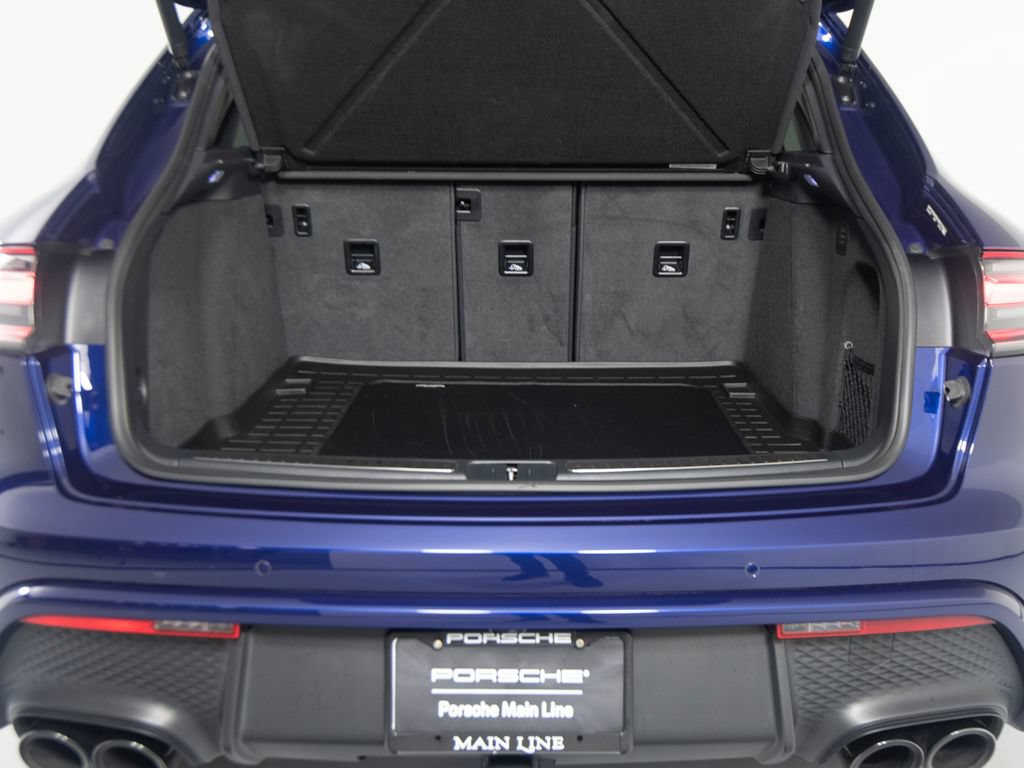 Certified 2025 Porsche Macan GTS AWD/4WD image 44