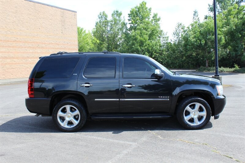 Used 2010 Chevrolet Tahoe LTZ AWD/4WD image 5
