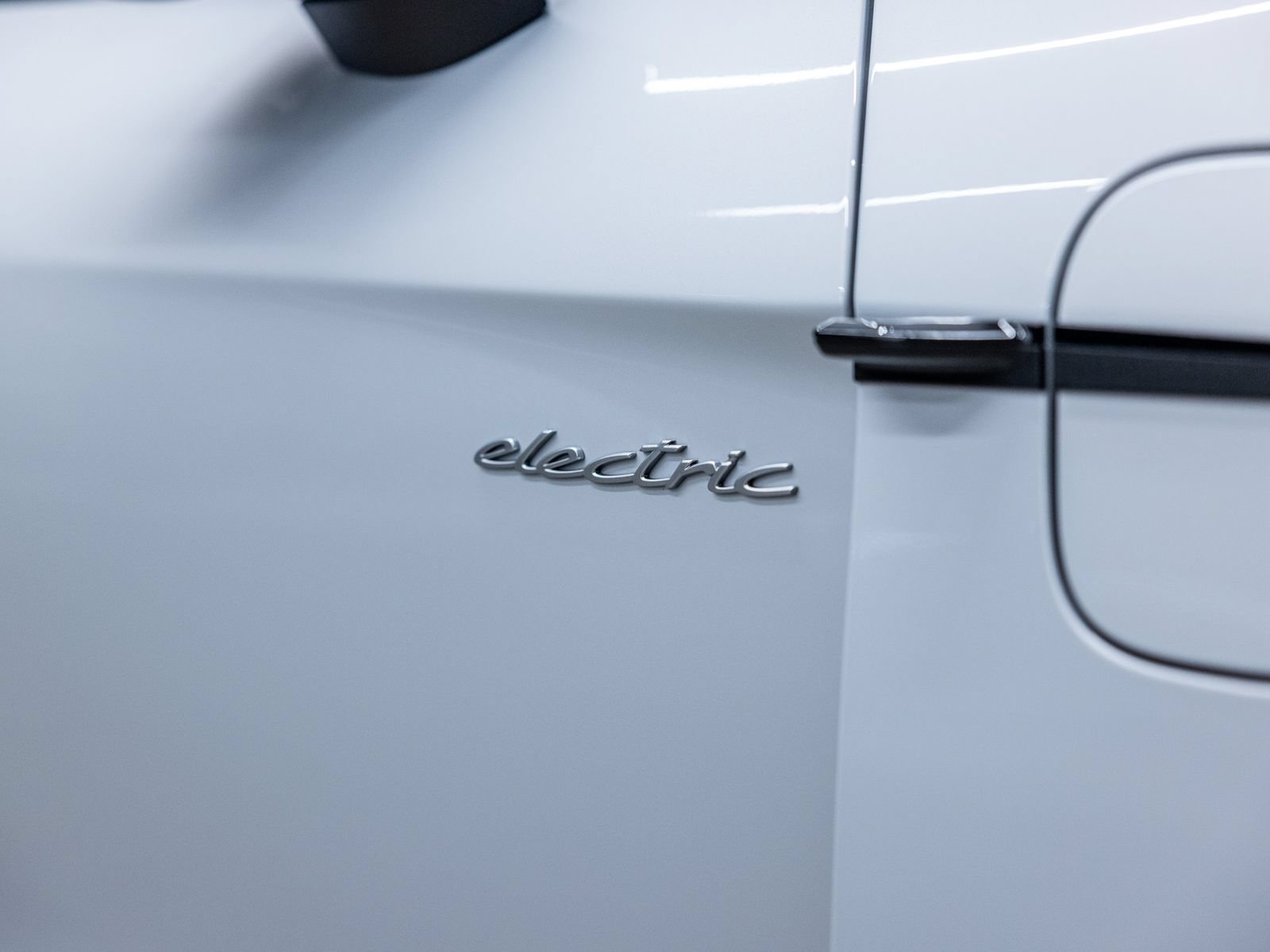 New 2026 Porsche Taycan AWD/4WD image 21
