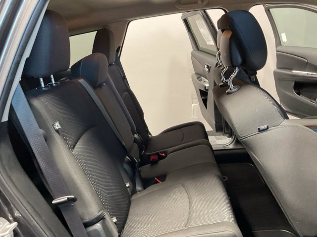 Used 2018 Dodge Journey SE w/ Connectivity Group FWD image 26