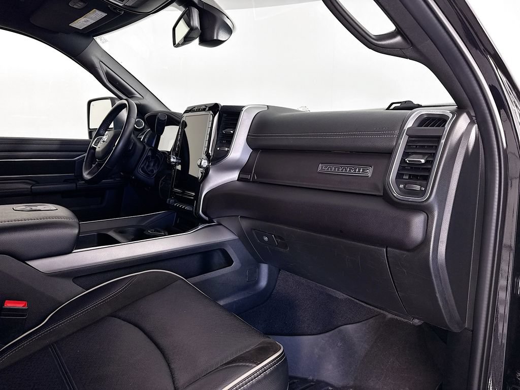 Used 2024 RAM 3500 Laramie w/ Night Edition AWD/4WD image 29