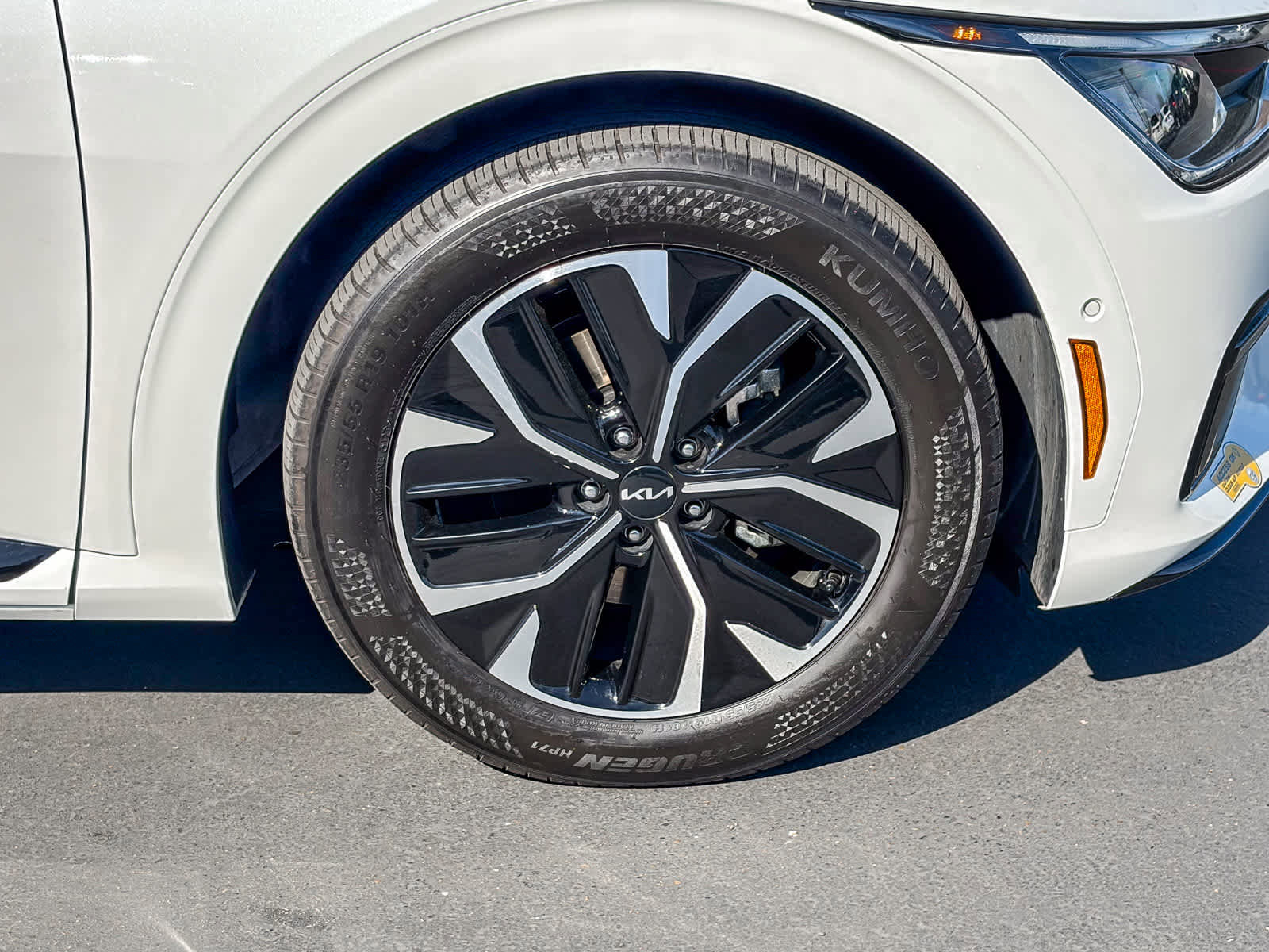 Used 2022 Kia EV6 GT-Line image 9