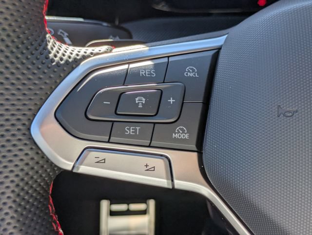 New 2026 Volkswagen GTI SE FWD image 26