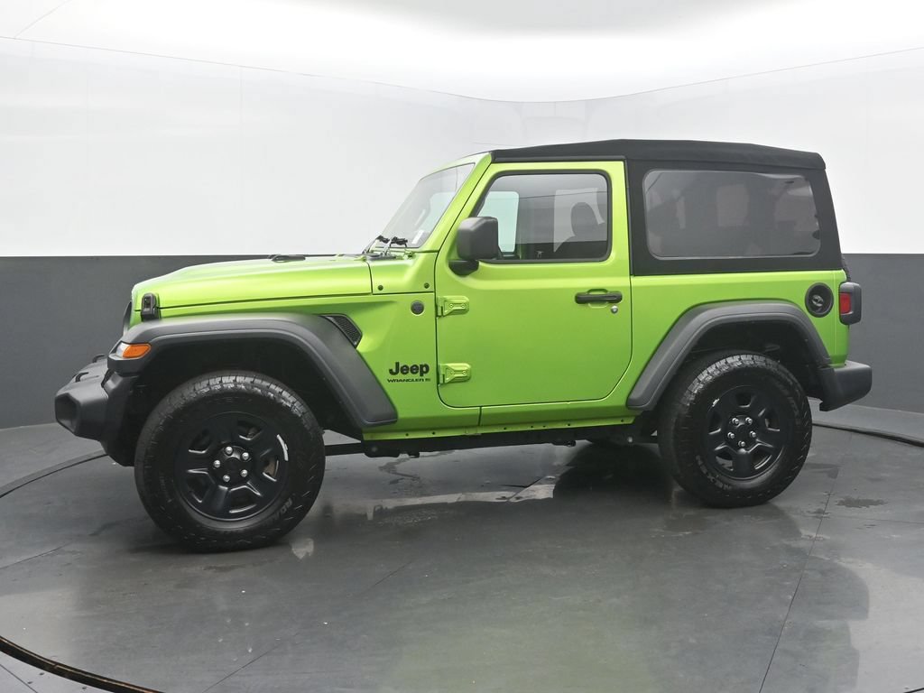 Used 2025 Jeep Wrangler Sport AWD/4WD image 2