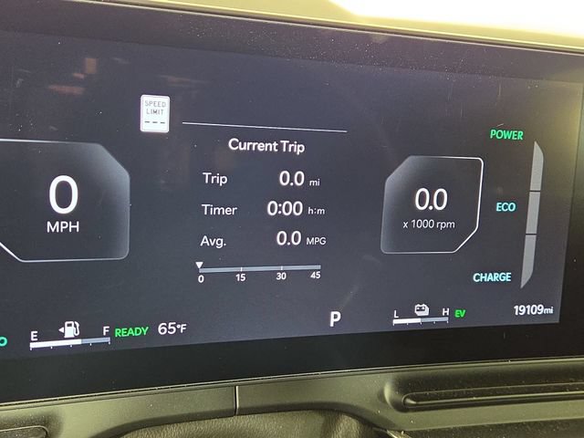 Certified 2025 Kia Carnival SX Prestige FWD image 15