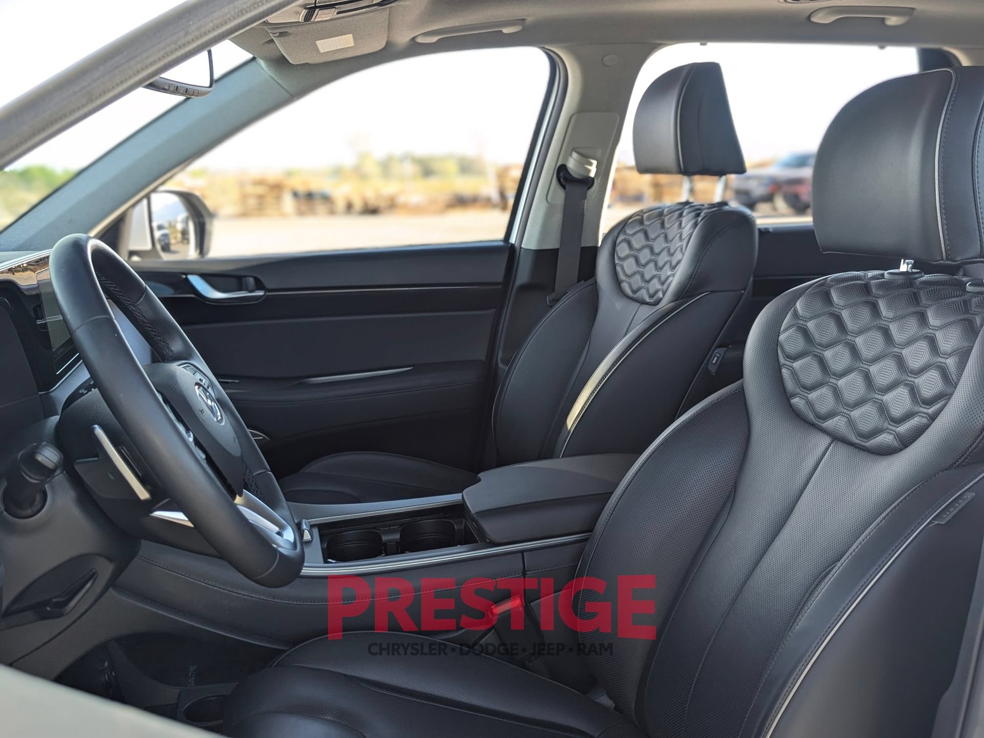 Used 2022 Hyundai Palisade Limited w/ Cargo Package FWD image 27