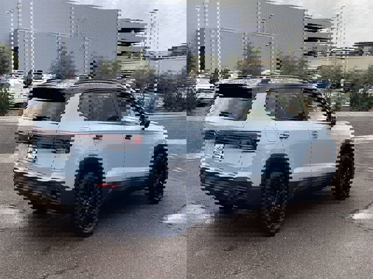 New 2026 Volkswagen Taos SE image 5