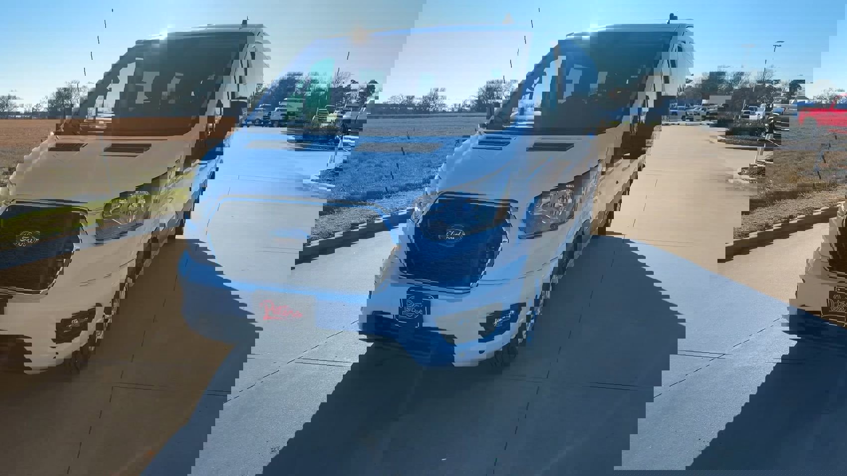 Used 2024 Ford Transit 350 XLT image 3