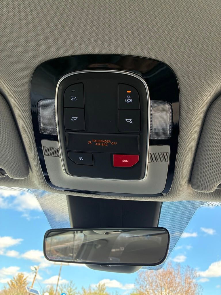 Used 2023 Hyundai Santa Fe SEL image 39