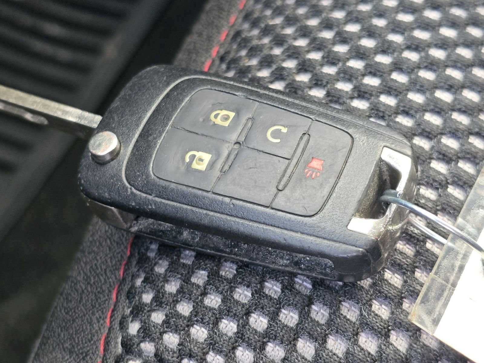 Used 2017 Chevrolet Equinox LT w/ Convenience Package image 30