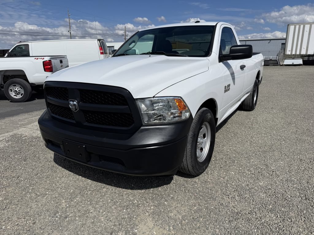 Used 2018 RAM 1500 Express RWD image 2