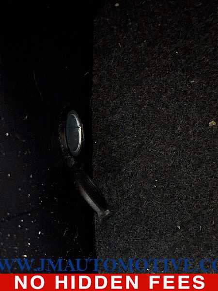 Used 2016 Toyota Tacoma TRD Sport image 35