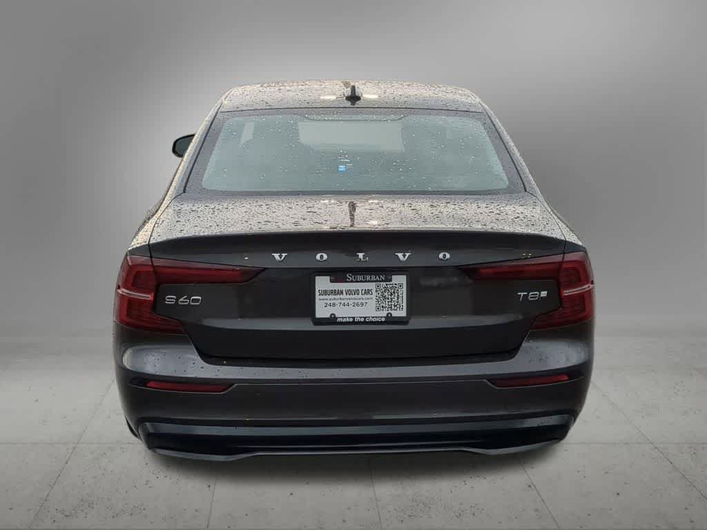 Certified 2025 Volvo S60 T8 Plus AWD/4WD image 5