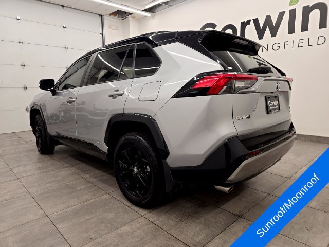 Used 2022 Toyota RAV4 XSE AWD/4WD image 3