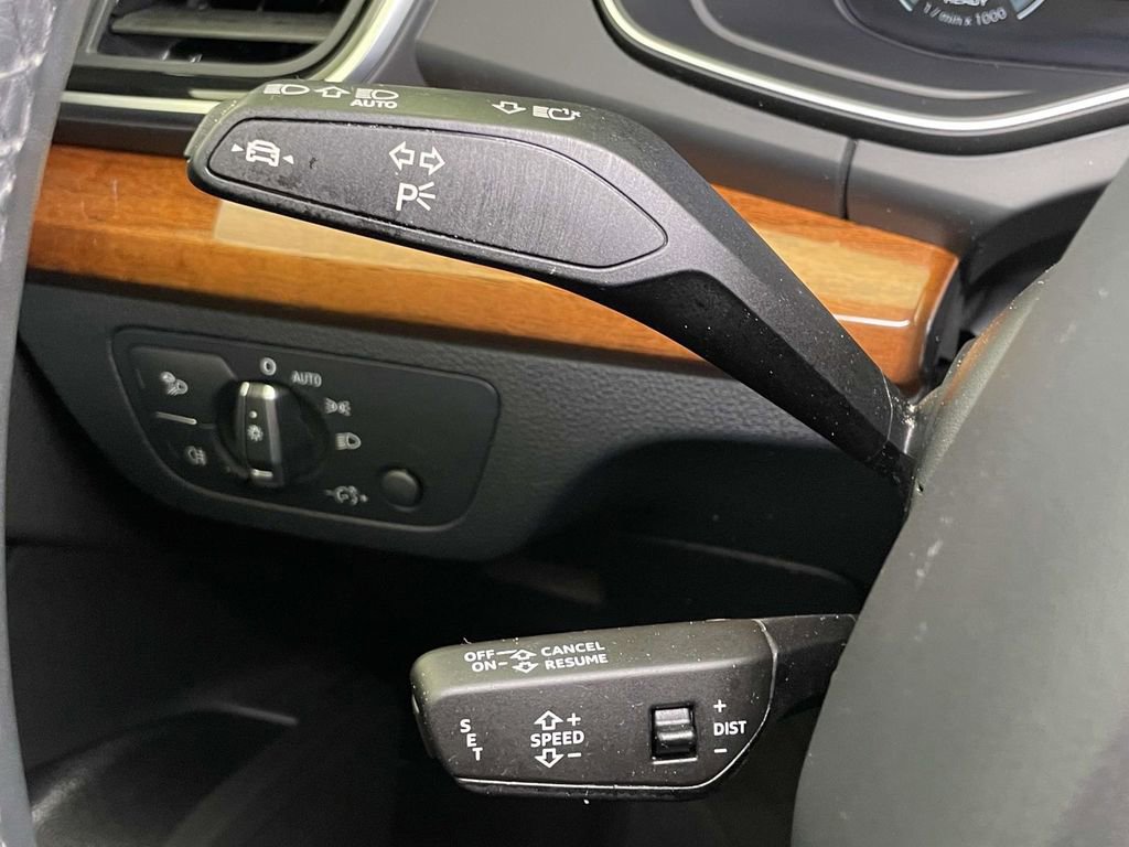 Used 2023 Audi Q5 2.0T Premium Plus w/ Premium Plus Package image 41