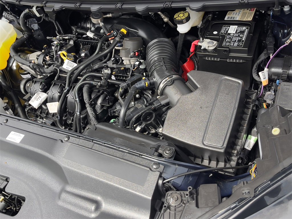 Used 2024 Ford Edge SE w/ Black Appearance Package image 30