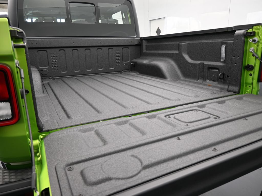 New 2026 Jeep Gladiator Sport AWD/4WD image 30