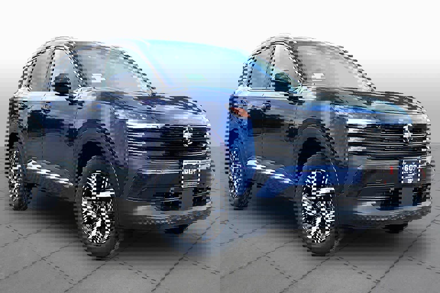 New 2026 Nissan Kicks SV image 2