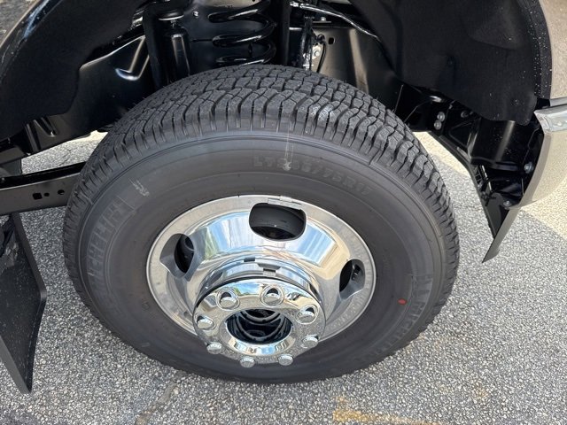 New 2026 Ford F350 King Ranch image 12