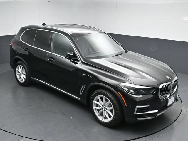 Used 2023 BMW X5 xDrive40i w/ Premium Package AWD/4WD image 45