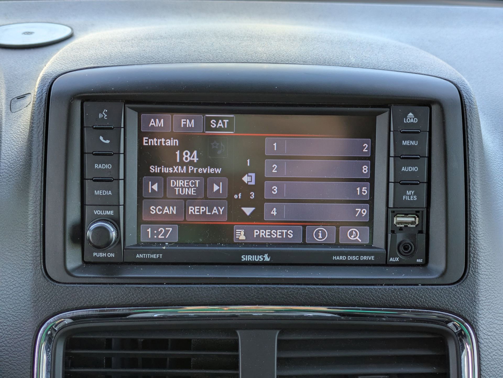 Used 2018 Dodge Grand Caravan SXT image 22