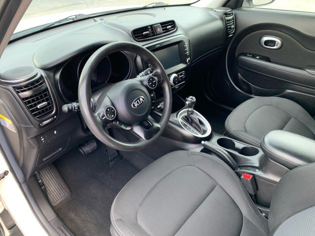 Used 2019 Kia Soul + FWD image 8