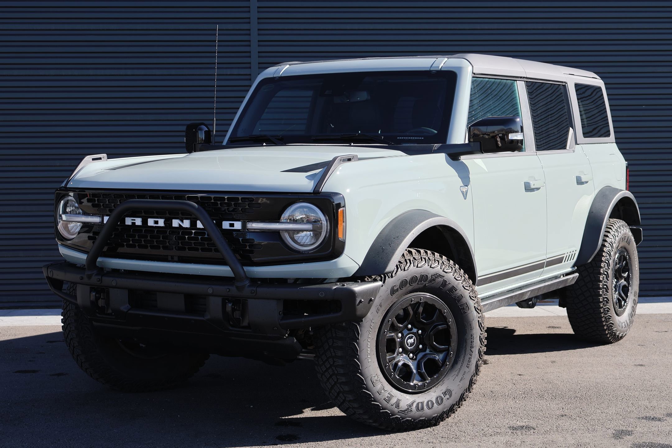 Used 2021 Ford Bronco First Edition image 1