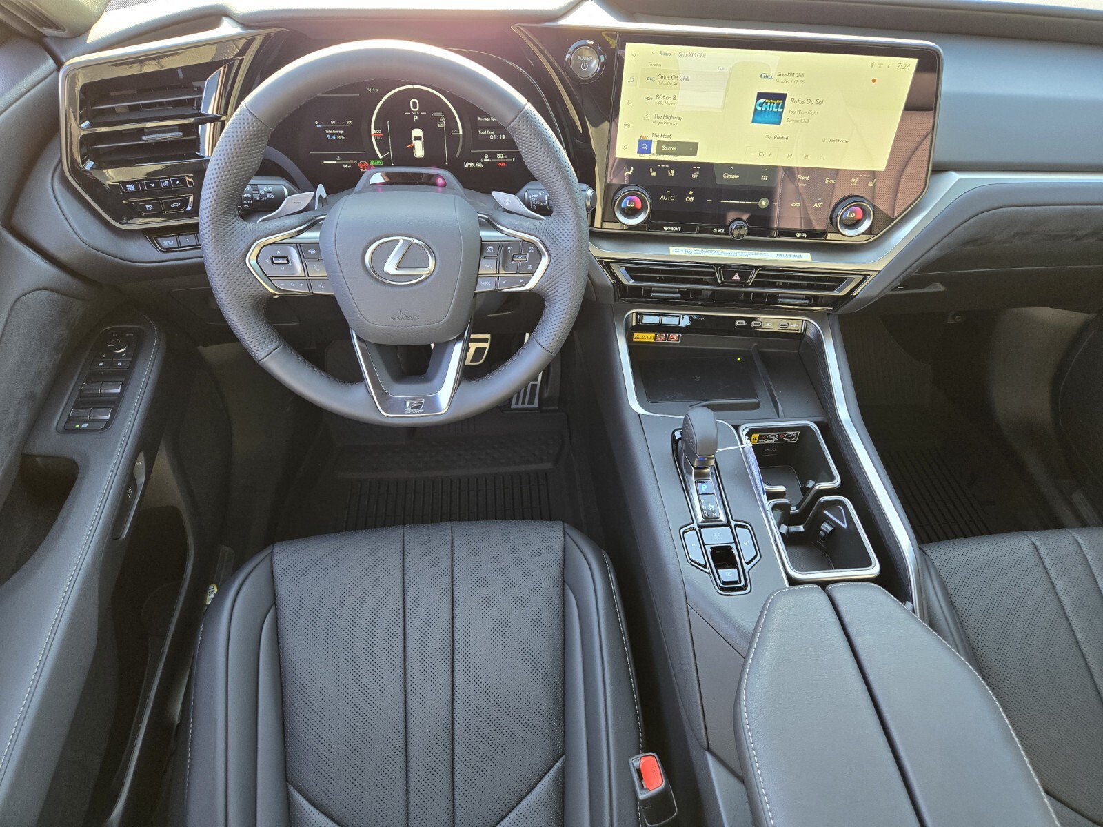 New 2026 Lexus TX 500h AWD image 8