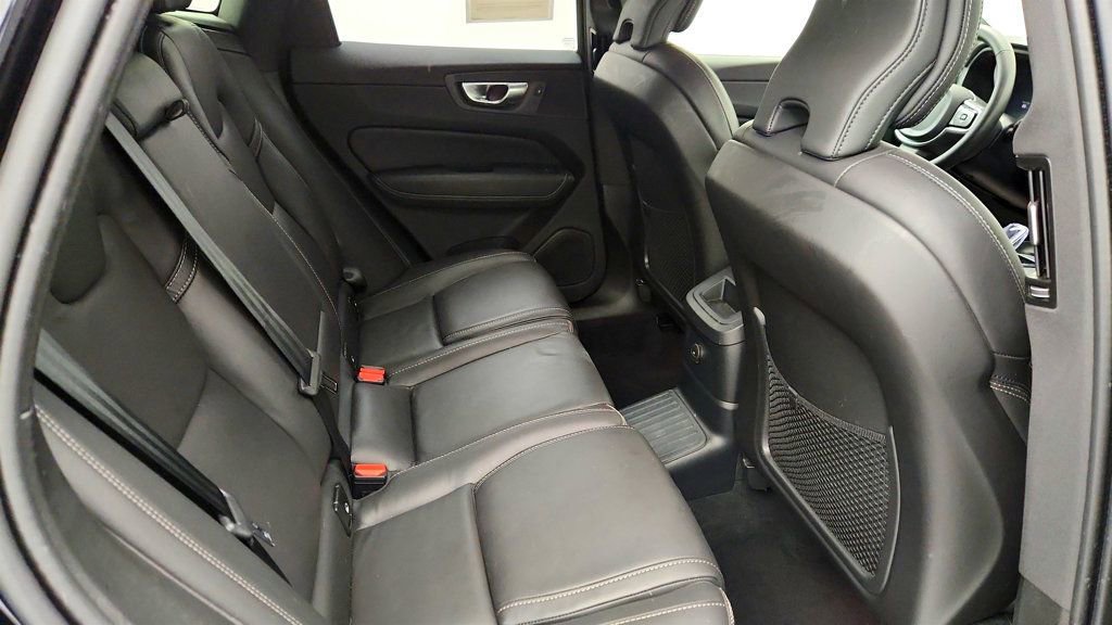 Used 2024 Volvo XC60 T8 Ultimate w/ Protection Package Premier image 23