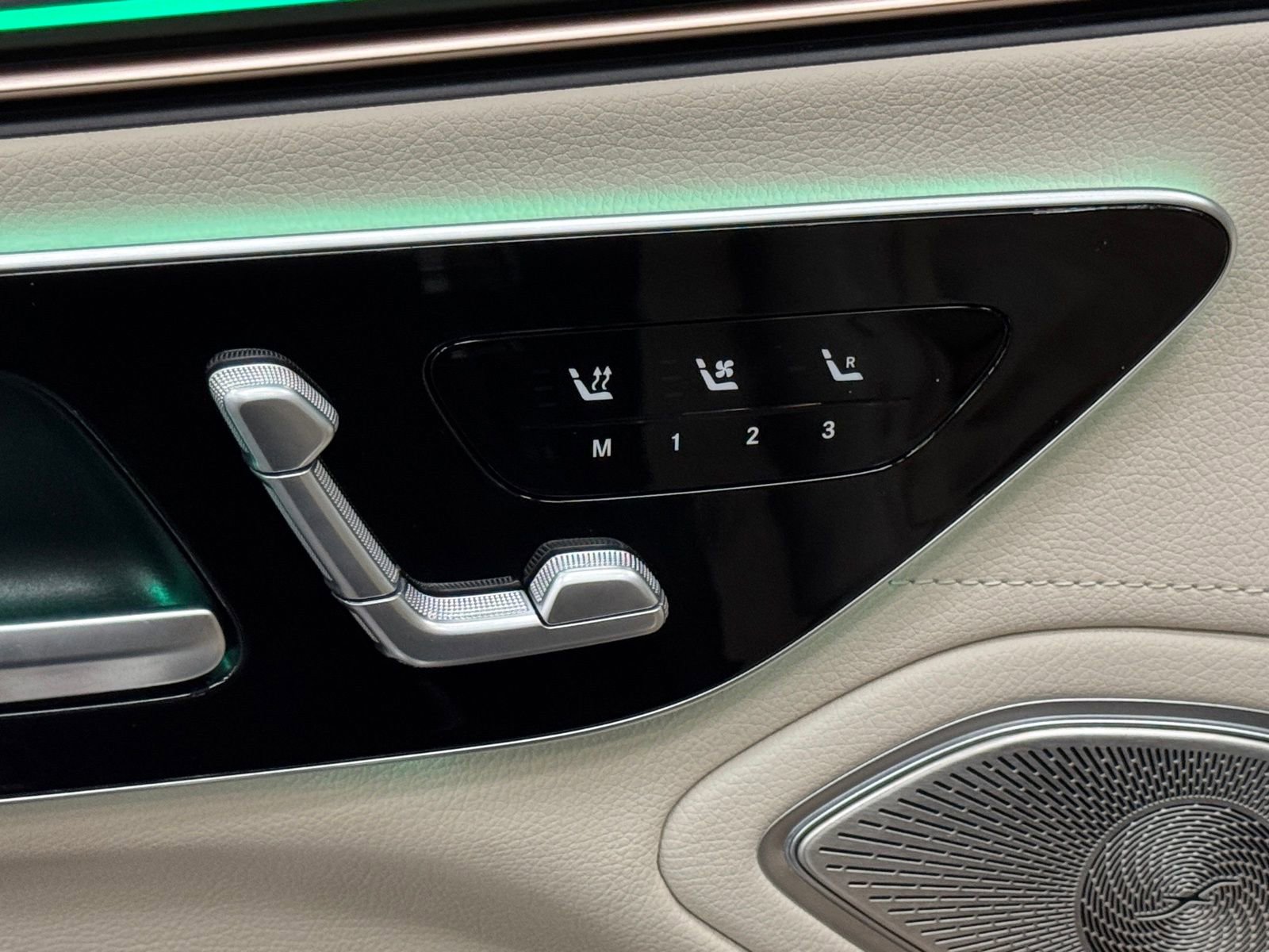 Certified 2023 Mercedes-Benz EQS 580 4MATIC Sedan image 20