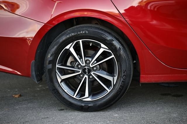 Used 2023 Kia Forte LXS image 6