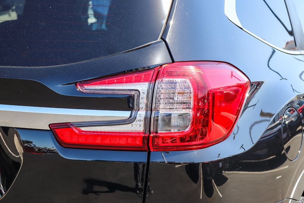 Used 2023 Subaru Ascent Touring AWD/4WD image 9