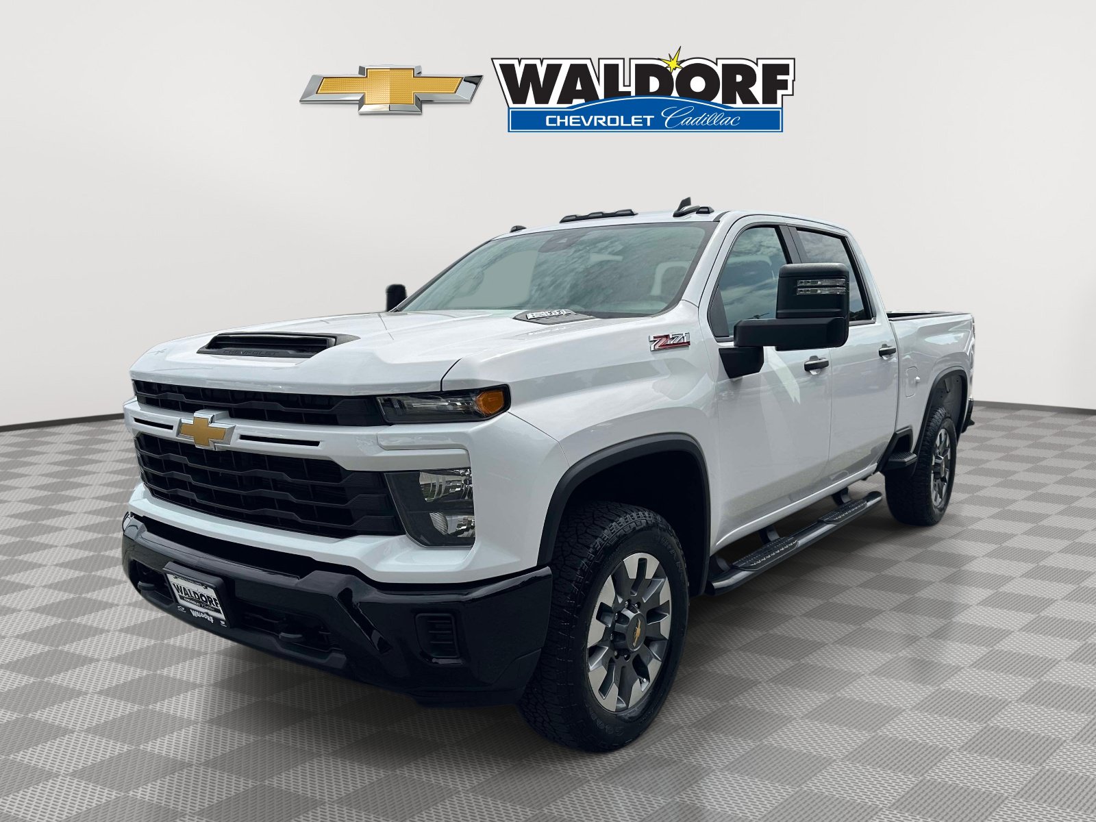 Used 2024 Chevrolet Silverado 2500 Custom w/ Custom Value Package AWD/4WD image 3