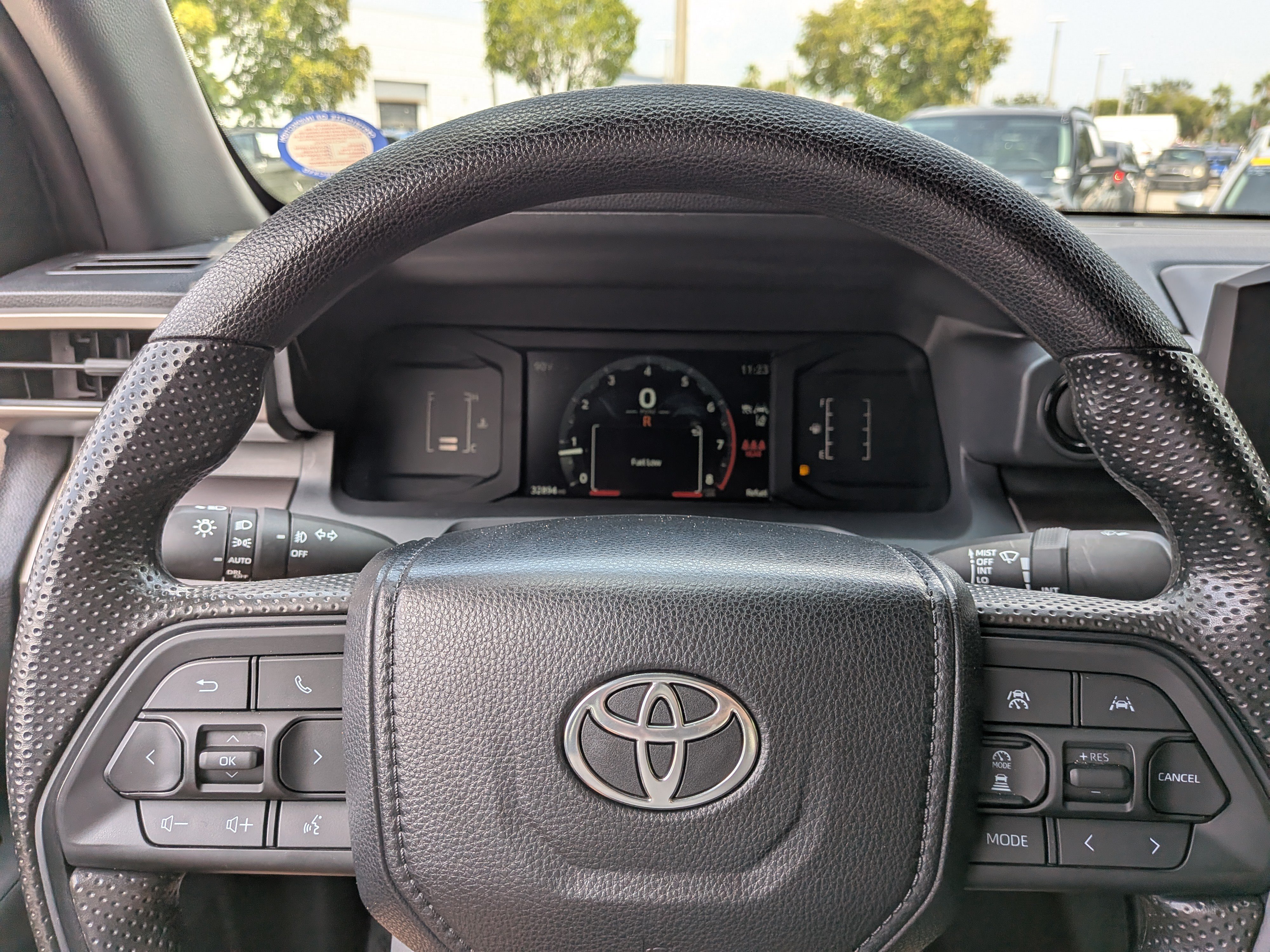 Used 2024 Toyota Tacoma SR5 AWD/4WD image 26