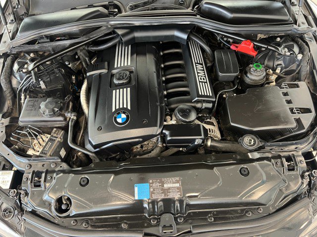 Used 2008 BMW 528xi Sedan AWD/4WD image 40
