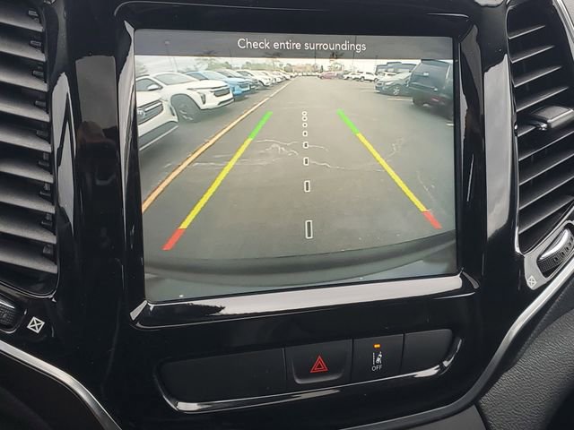 Used 2022 Jeep Cherokee Limited AWD/4WD image 27