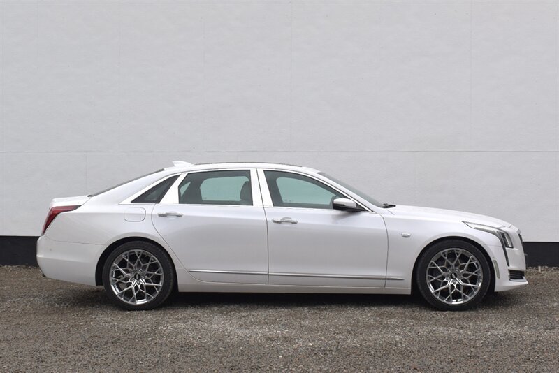 Used 2017 Cadillac CT6 Premium Luxury w/ Active Chassis Package AWD/4WD image 6
