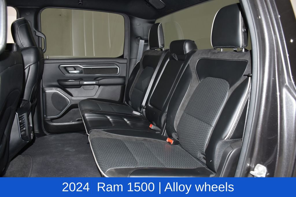 Used 2024 RAM 1500 Laramie image 28