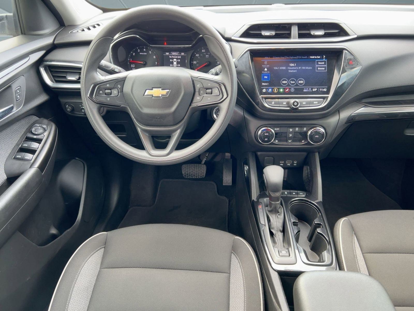 Certified 2023 Chevrolet TrailBlazer LT w/ Convenience Package image 28