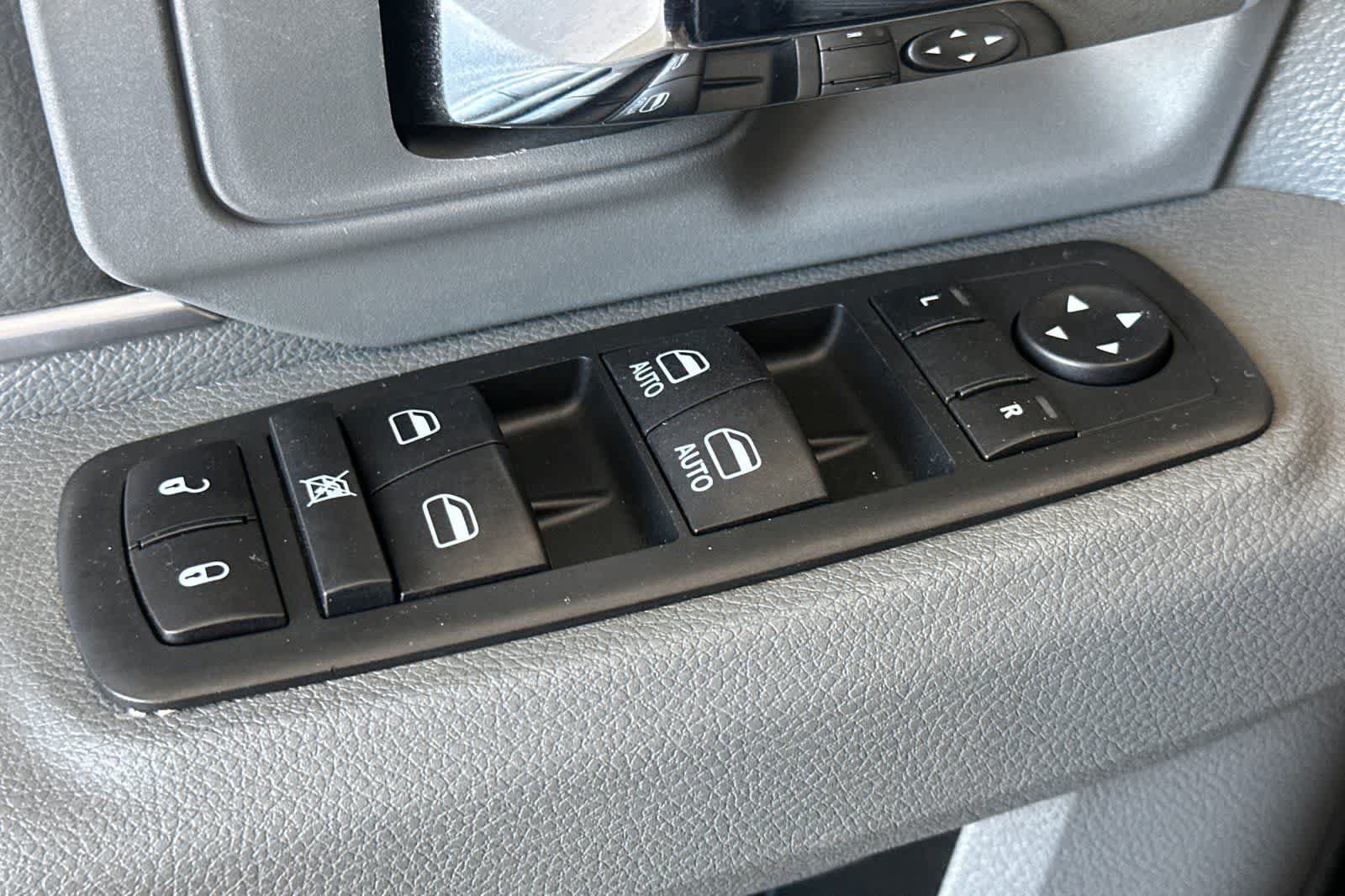 Used 2020 RAM 1500 Warlock AWD/4WD image 13
