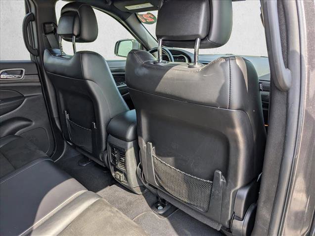 Used 2021 Jeep Grand Cherokee Laredo X AWD/4WD image 29