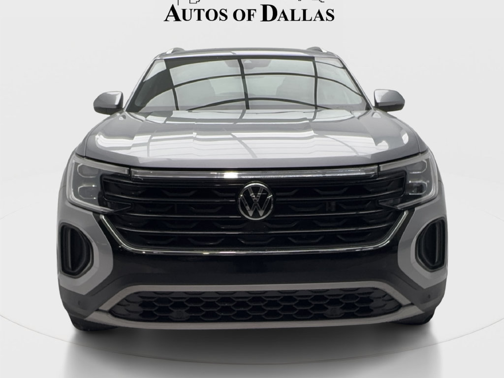 Used 2024 Volkswagen Atlas Cross Sport SE FWD image 4